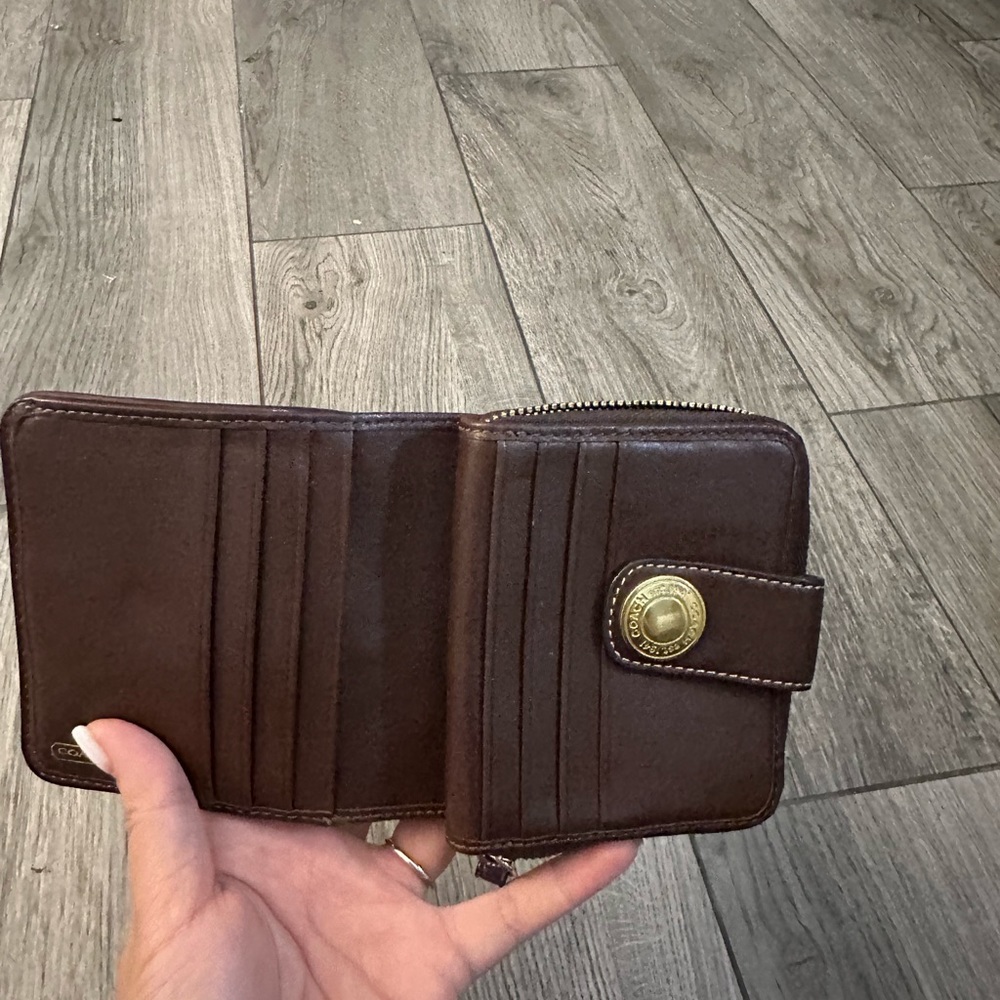 Coach wallet - Picture 2 of 2
